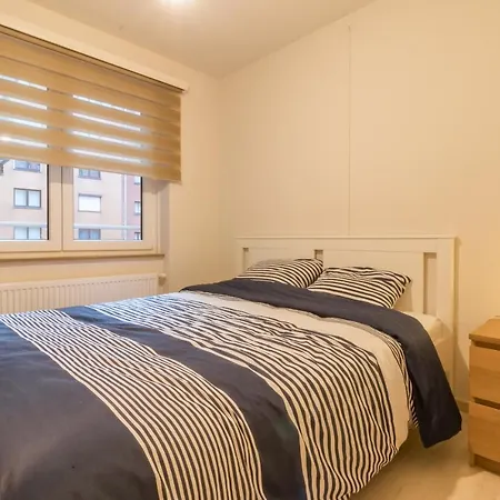 Premium Holidays - Modern Memling Near The Of Apartamento